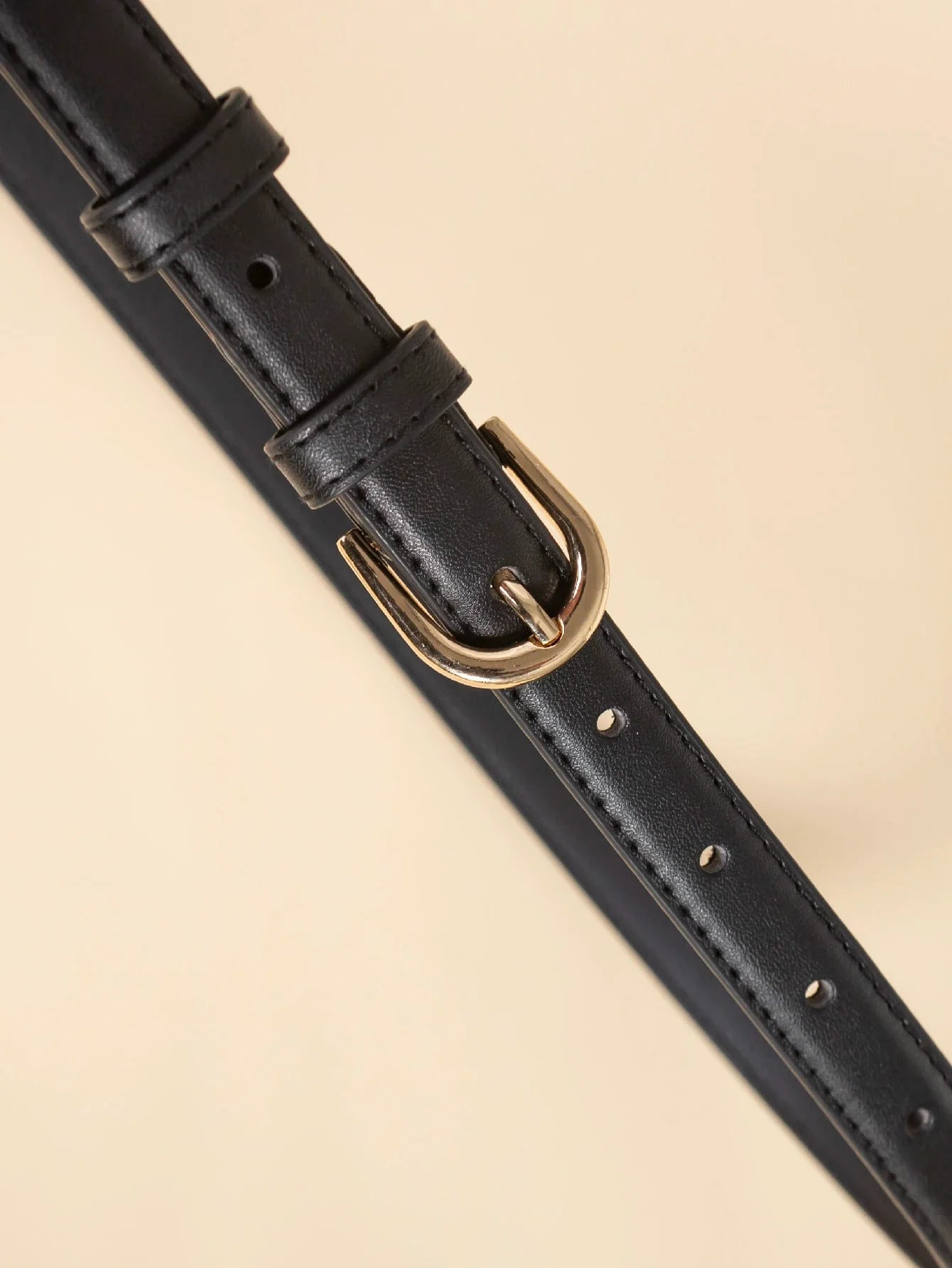 Women’s Black Skinny Fashion Belt