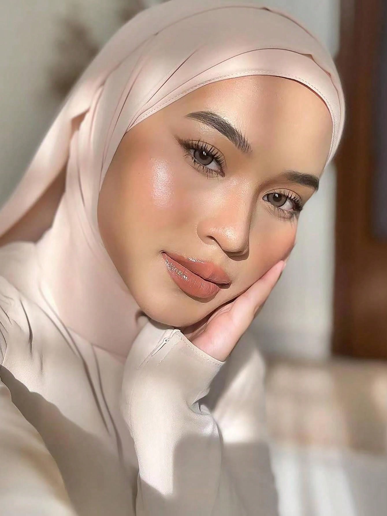 Chiffon Faux Pearl Hijab Scarf