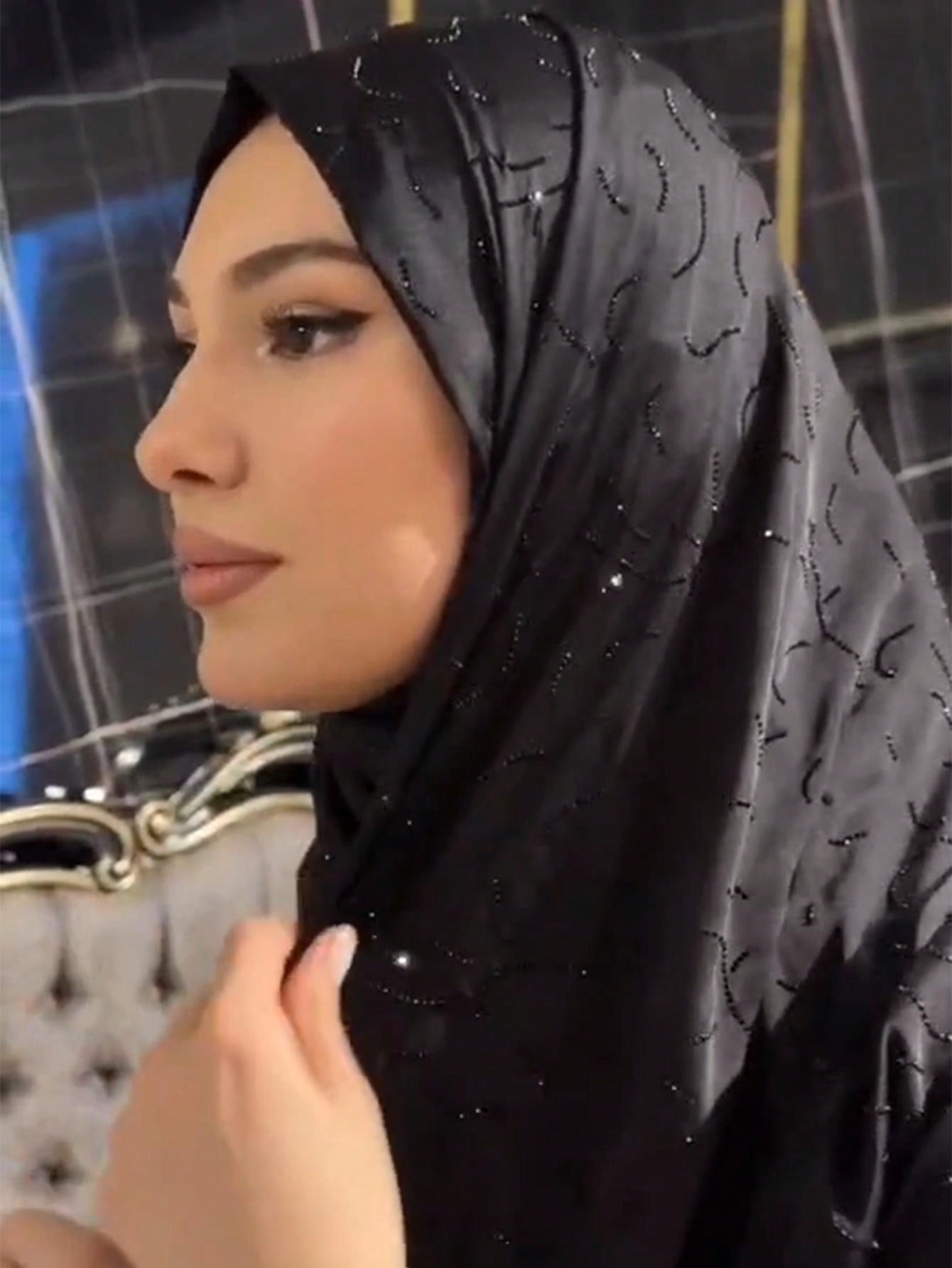 Chiffon Hijab With Faux Pearl