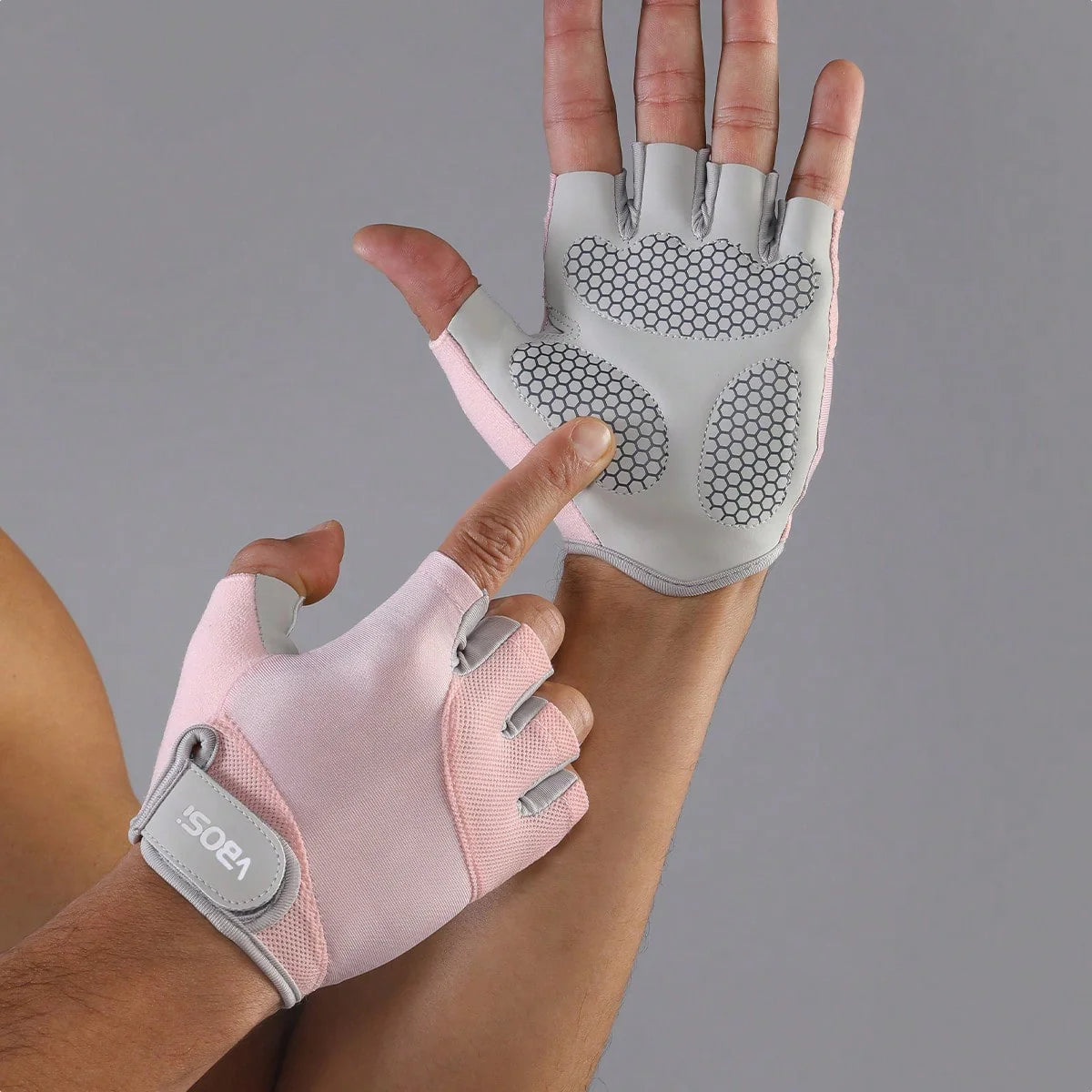 VBOSI Adjustable Breathable Sports Gloves