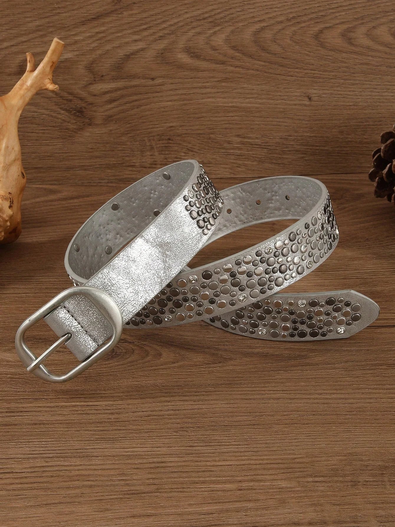 Women’s Punk Rivet Metal Belt
