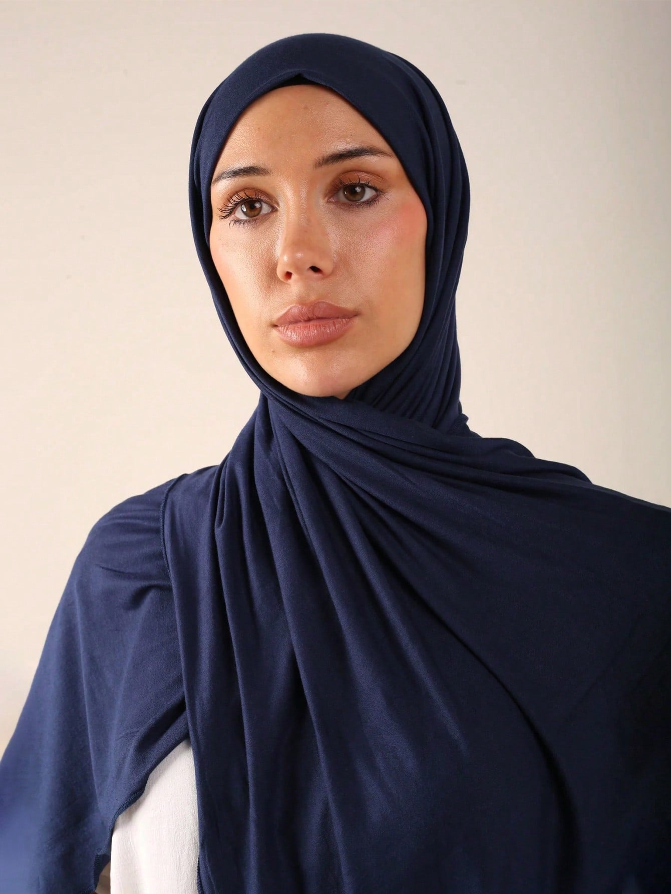 Classic Solid Color Modal Hijab