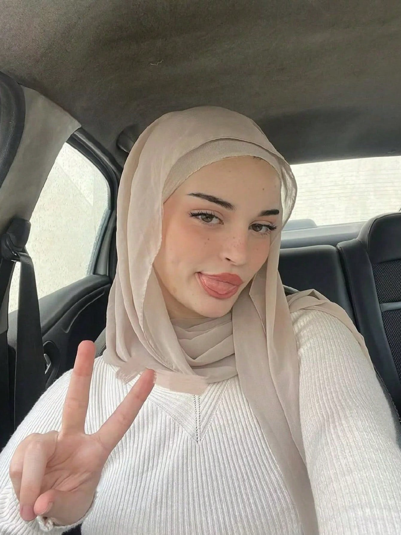 Plain Chiffon Pearl Hijab Scarf