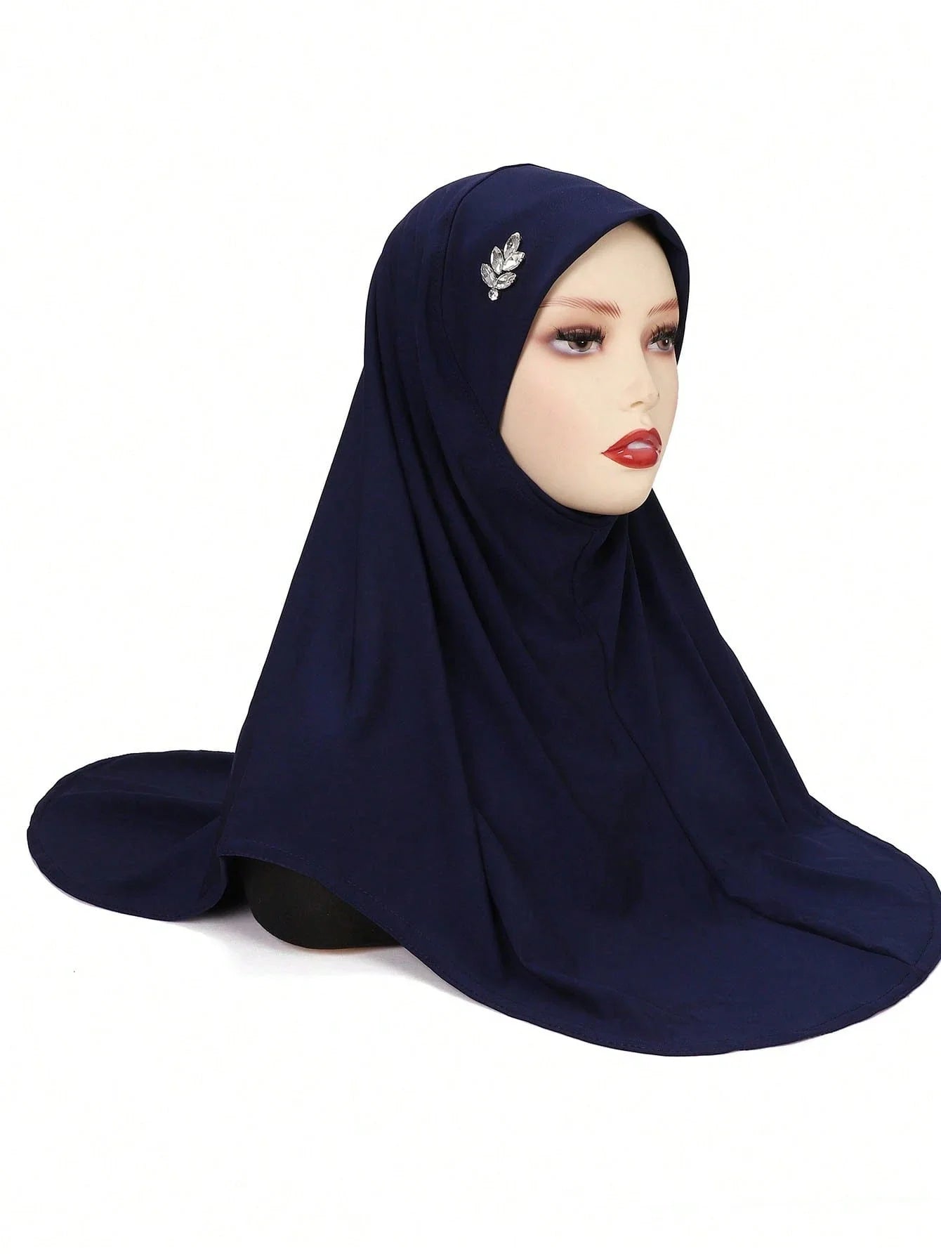 Instant Hijab With Leaf Crystal