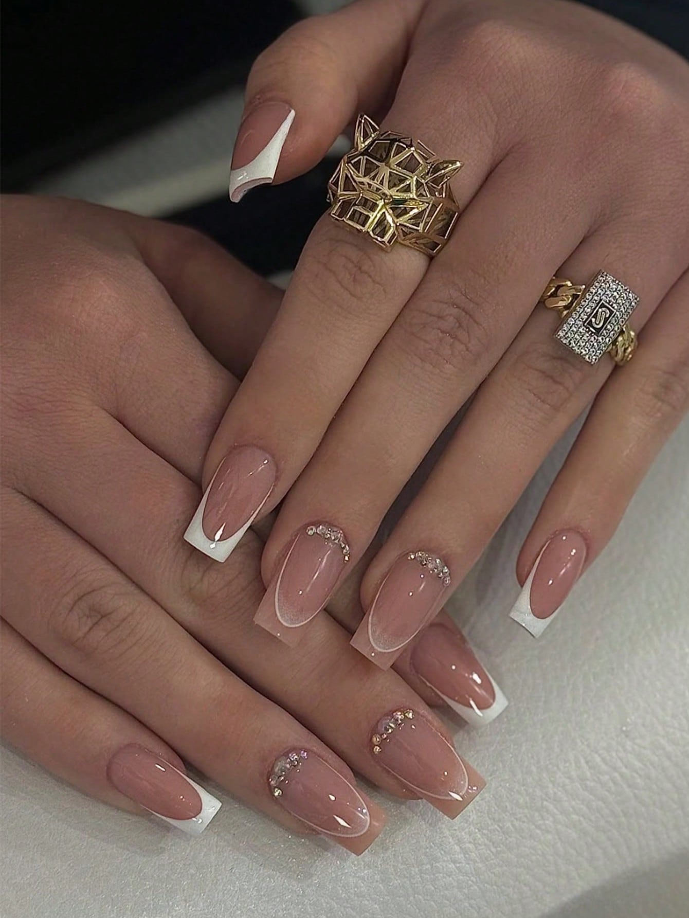 Women’s Romantic Pink Press-On Nails