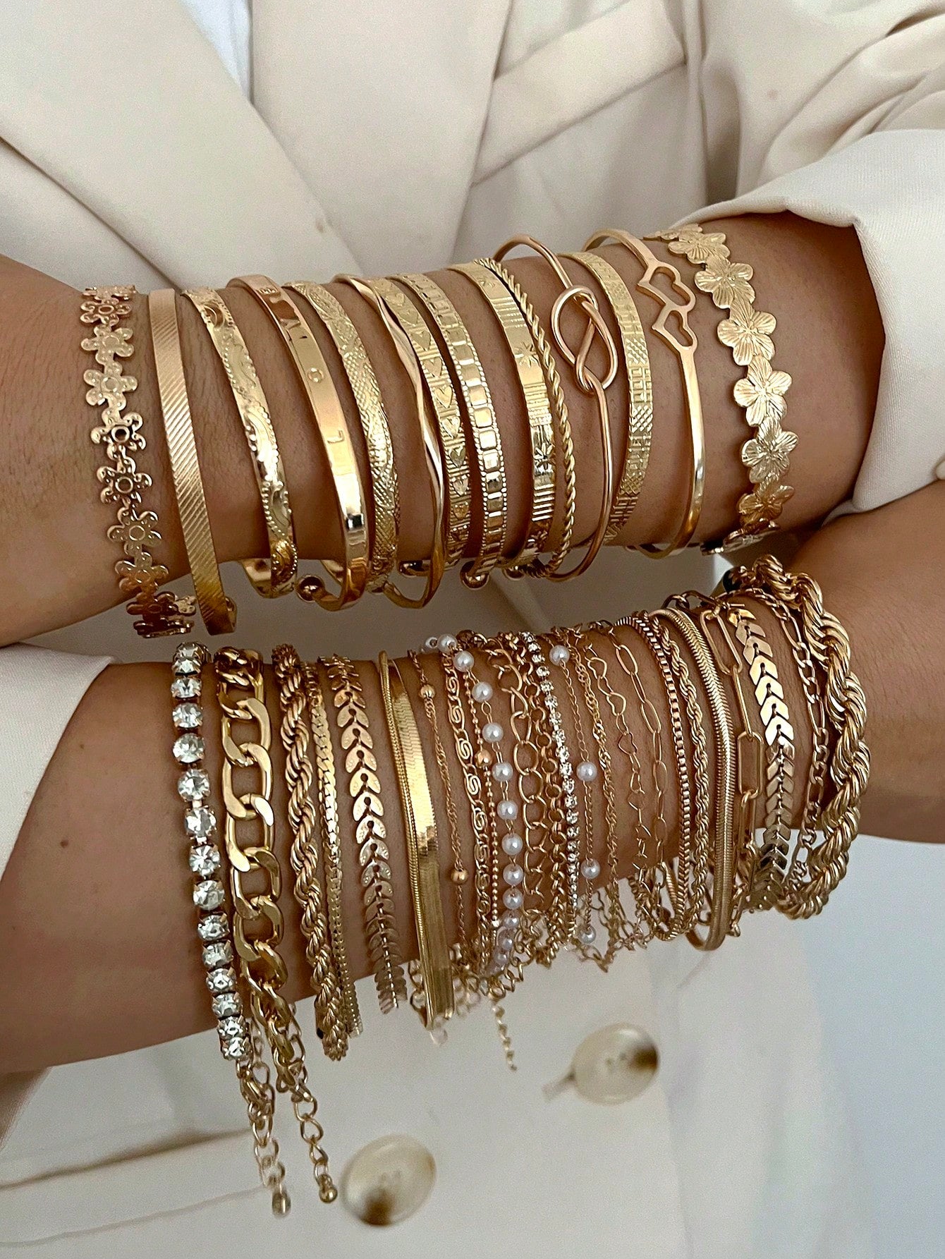 Multi-Piece Elegant Chain Bracelet Set